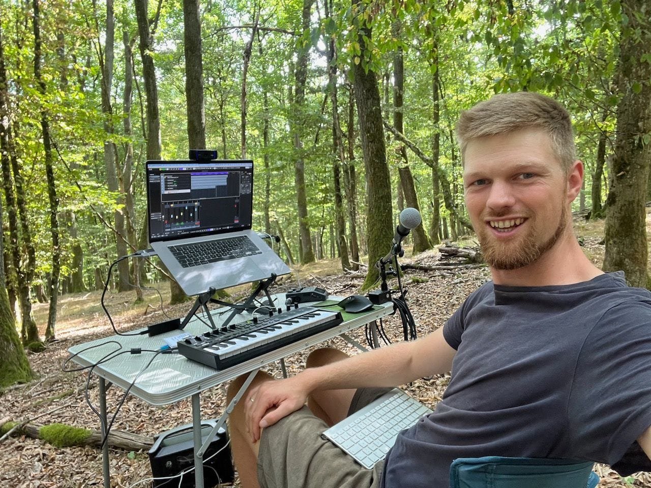 Thomas Broeker Blissharmonics